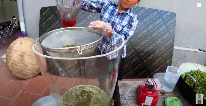 Bà Tân tung video làm cốc rau má đậu xanh siêu to khổng lồ, nhưng thứ mà dân mạng chú ý nhất lại là một câu “lỡ lời” của Hưng Vlog - Ảnh 5.