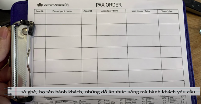 Nam tiếp viên hàng không tiết lộ 10 vật dụng luôn phải mang theo bên mình khi bay, bất ngờ nhất có lẽ là thứ cuối cùng - Ảnh 15.