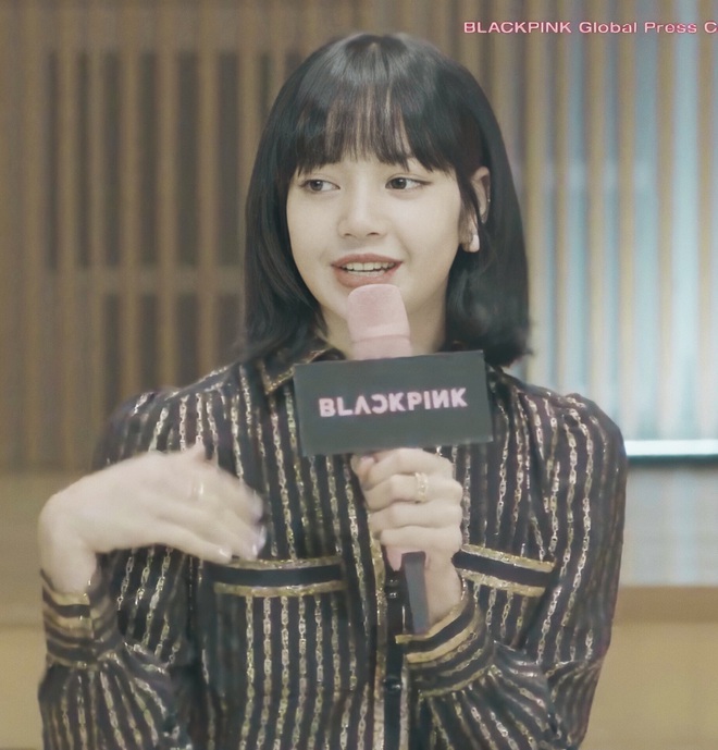 Tóc tai của Black Pink trong họp báo comeback: Có vẻ như hair stylist độ Jisoo mà không độ Lisa, Jennie - Ảnh 10.