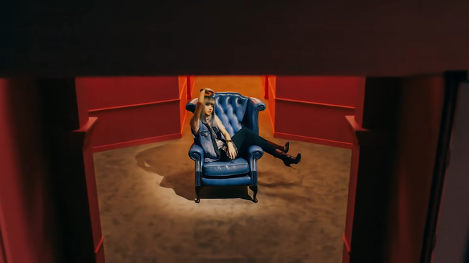 Những chi tiết bị bỏ quên trong How You Like That: Rosé bị thương là do tai nạn từ Kill This Love”, MV debut của BLACKPINK cũng có liên quan? - Ảnh 21.
