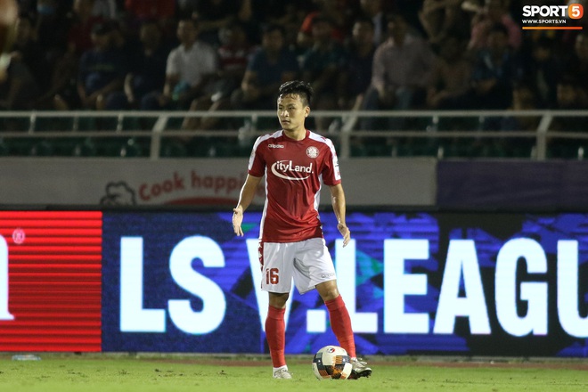 Võ Huy Toàn chấn thương nặng hơn dự kiến, cố thi đấu dù không có cảm giác bóng  - Ảnh 6.