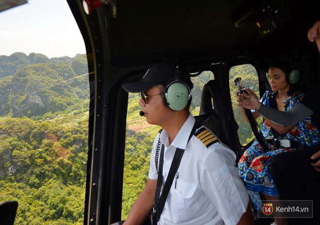 Đi Tràng An bằng máy bay: những vị khách đầu tiên đã được bay thử nghiệm ngắm cố đô trên trực thăng - Ảnh 3.
