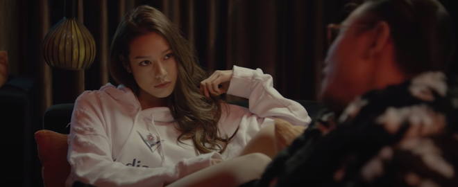 Khéo như Binz lựa người tình trong MV: Toàn là gái đẹp siêu quyến rũ, có cả Á hậu chứ không đùa - Ảnh 14.