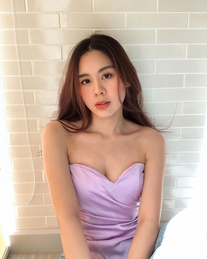 Cô bạn thân của Lisa ở Thái Lan: Nhan sắc đẹp chẳng kém idol, style đơn giản mà vẫn sexy hết nút - Ảnh 2.