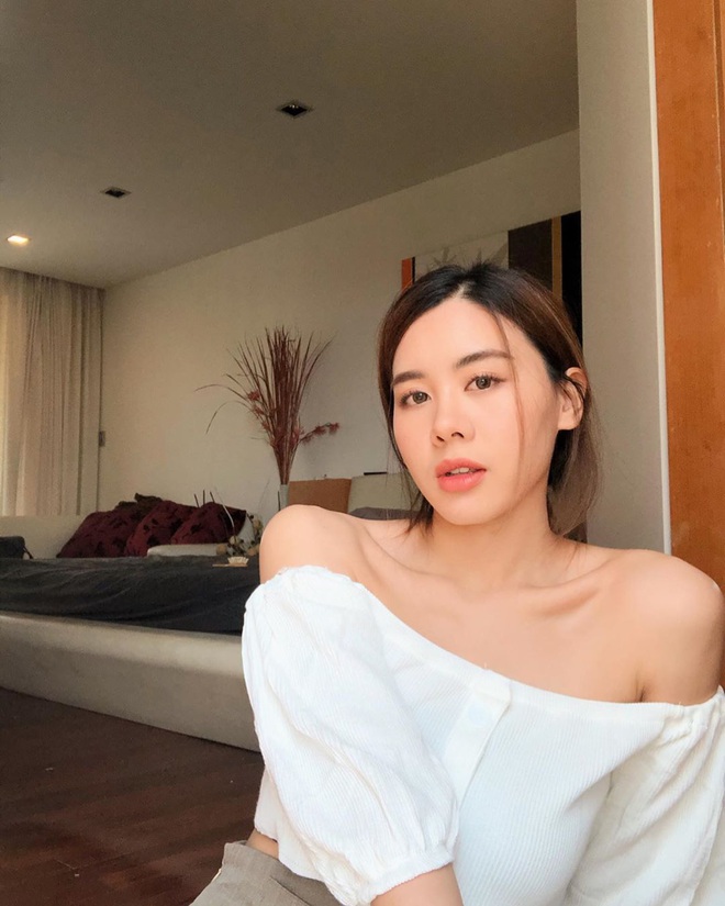 Cô bạn thân của Lisa ở Thái Lan: Nhan sắc đẹp chẳng kém idol, style đơn giản mà vẫn sexy hết nút - Ảnh 3.