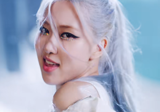 Chính Jennie, Jisoo đã hiến kế cho chuyên gia makeup khi thực hiện MV How You Like That, tạo trend gây bão khắp châu Á - Ảnh 9.