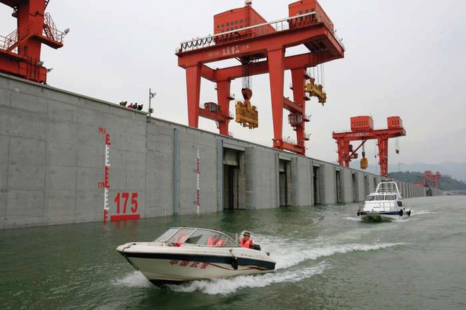 Bên trong đập Tam Hiệp - con đập thủy điện lớn nhất thế giới đang mang nguy cơ gây đại thảm họa cho người Trung Quốc - có gì? - Ảnh 3.
