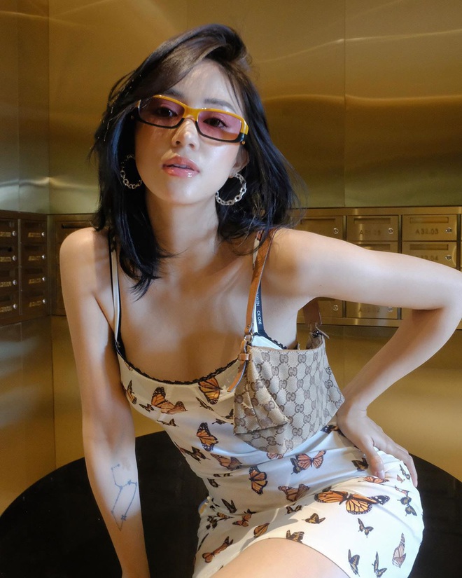 Bắt trend theo Jennie, Chi Pu… hội sành mặc phải sắm ngay các item hình bươm bướm để diện cho xinh và chuẩn mốt - Ảnh 5.