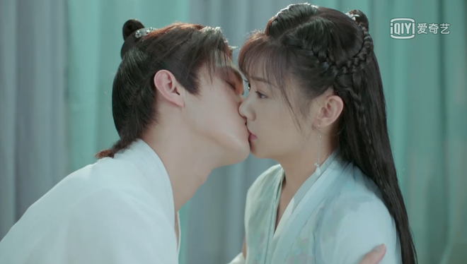 Được mong mỏi mắt nhưng phim mới của Hứa Khải vừa lên sóng đã bị chê tơi tả: Cốt truyện cũ rích, sai nhất vẫn là khâu tạo hình - Ảnh 13.
