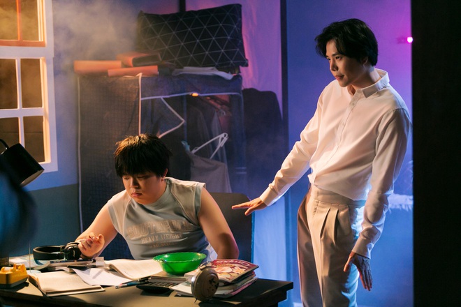 Trịnh Thăng Bình hóa thầy giáo tặng quà sĩ tử trước mùa thi, Toán - Lý - Hóa bỗng chốc trở nên dễ thương thế này - Ảnh 2.