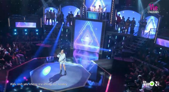 Định nghĩa tình yêu tuổi 20 cực hay của ngựa chiến Tlinh Rap Việt: Ôi nghe sao mà muốn yêu liền ghê! - Ảnh 15.