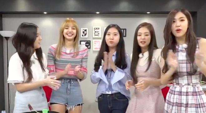 BLACKPINK từng có pha làm kimbap khiến fan tưởng là “thức ăn thừa cuộn rong biển”, anh quay phim ăn thử còn phải… uống nước vội - Ảnh 17.