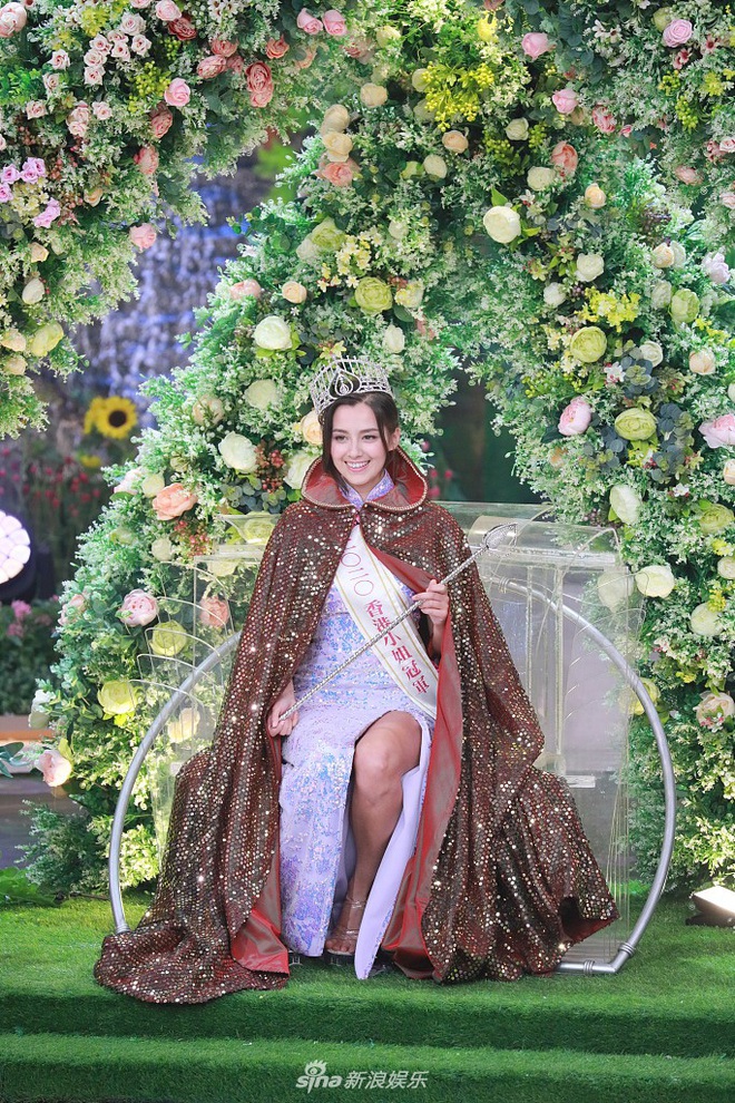 Tân Hoa hậu Hong Kong vừa đăng quang đã gây tranh cãi: Nhan sắc tựa Địch Lệ Nhiệt Ba nhưng chiều cao lại quá khiêm tốn - Ảnh 7.
