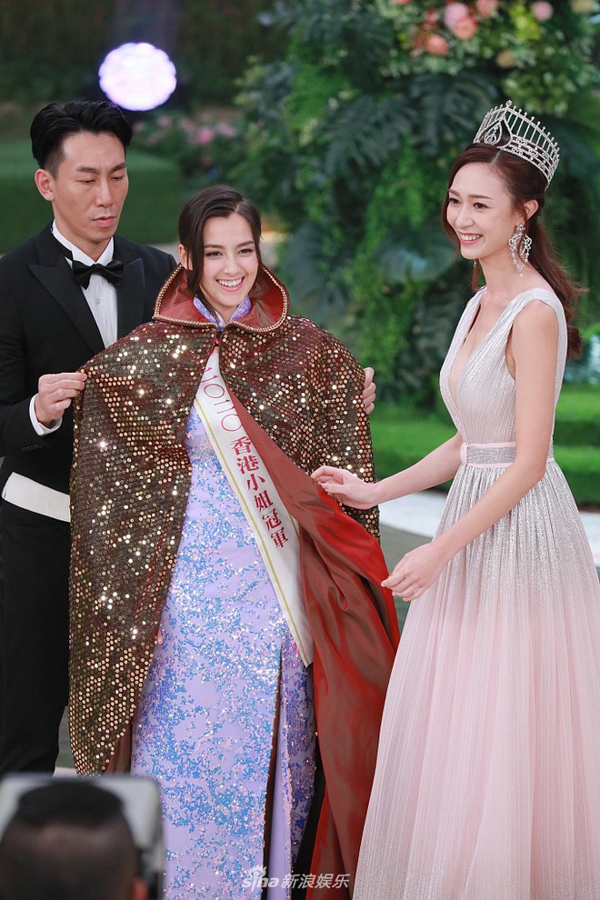 Tân Hoa hậu Hong Kong vừa đăng quang đã gây tranh cãi: Nhan sắc tựa Địch Lệ Nhiệt Ba nhưng chiều cao lại quá khiêm tốn - Ảnh 6.