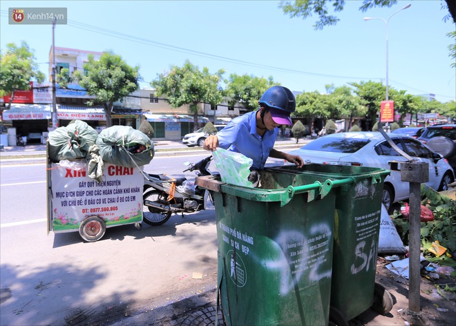 Chàng trai 18 tuổi có trí nhớ 5 phút hơn 6 năm nhặt rác, xin ve chai để làm từ thiện ở Đà Nẵng - Ảnh 5.