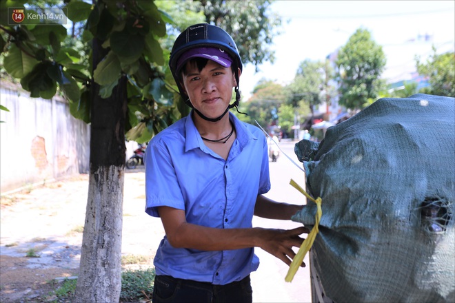 Chàng trai 18 tuổi có trí nhớ 5 phút hơn 6 năm nhặt rác, xin ve chai để làm từ thiện ở Đà Nẵng - Ảnh 3.