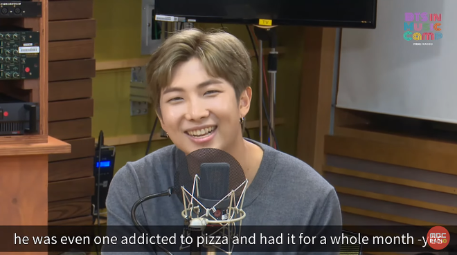 Jungkook (BTS) bị tố ăn pizza cả tháng trời không ngán, hội fangirl lo thay cho cơ bụng 6 múi năm nào - Ảnh 5.