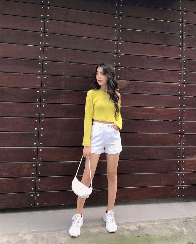 Sắm shorts jeans năng động phối kiểu gì cũng xinh, diện đi chơi vừa thoải mái vừa trendy - Ảnh 11.