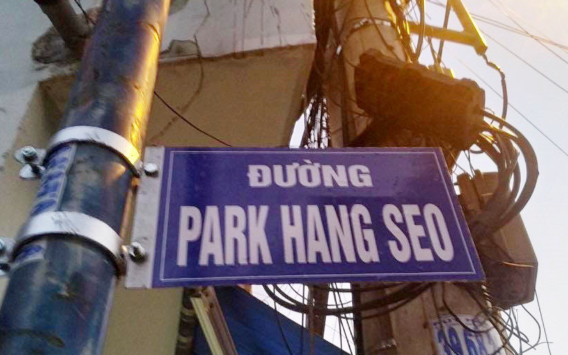 Gỡ bỏ bảng tên… Park Hang-seo tại một con đường ở Sài Gòn