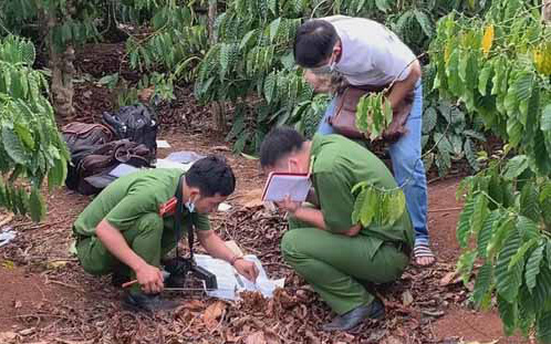 Lạnh người lời khai kẻ sát hại cô gái trong rẫy cà phê: Có quan hệ tình cảm, dùng tay bóp cổ nạn nhân đến chết