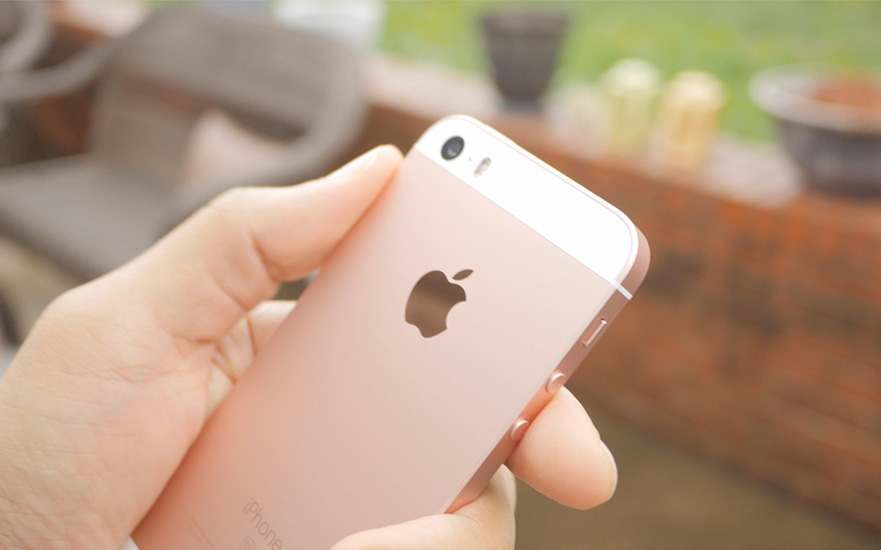 iPhone SE đời đầu là hàng hiếm đáng sở hữu trong năm 2020