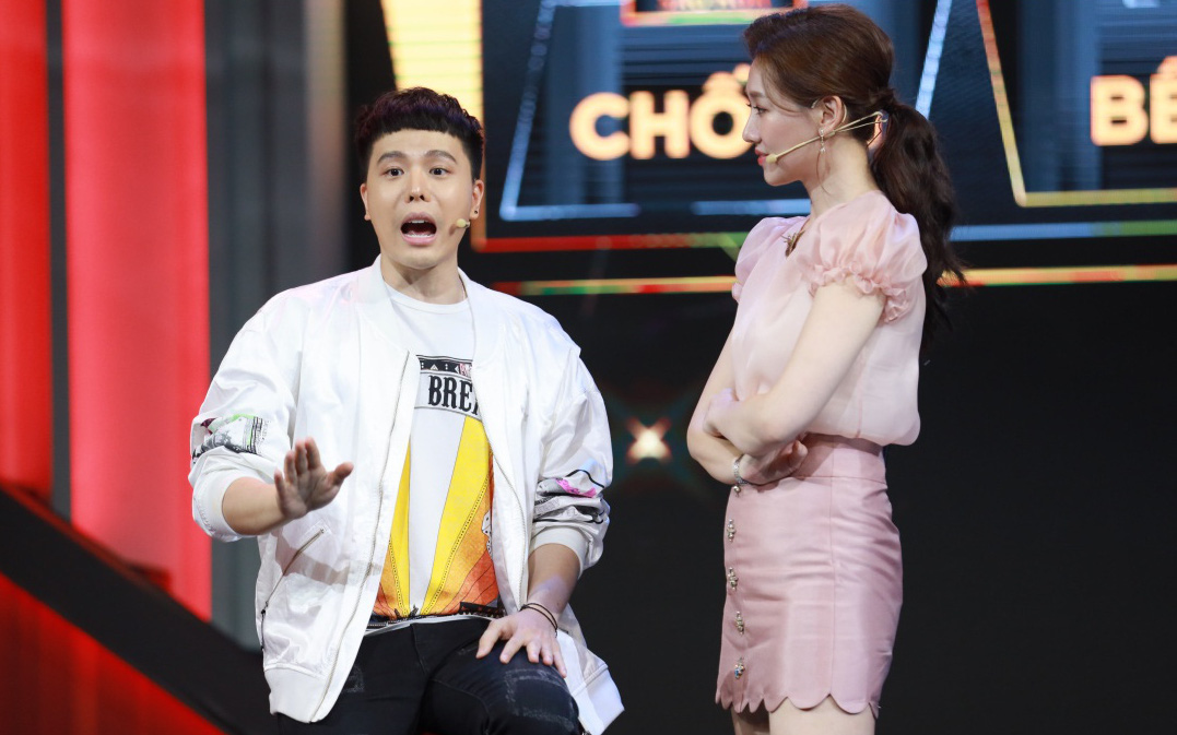 Mải nói chuyện đạo lý, Trịnh Thăng Bình vô tình đụng chạm tình yêu của Trấn Thành - Hari Won