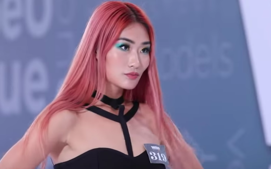 Next Top Model: Hot girl Singapore đọ độ "bốc lửa" với giám khảo Mâu Thuỷ