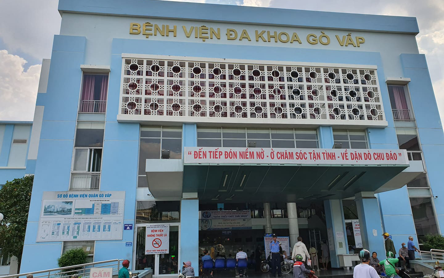 Vụ Giám đốc bệnh viện quận Gò Vấp bị tố thu gom khẩu trang bán ra nước ngoài để kiếm lời: Sở Y tế lên tiếng