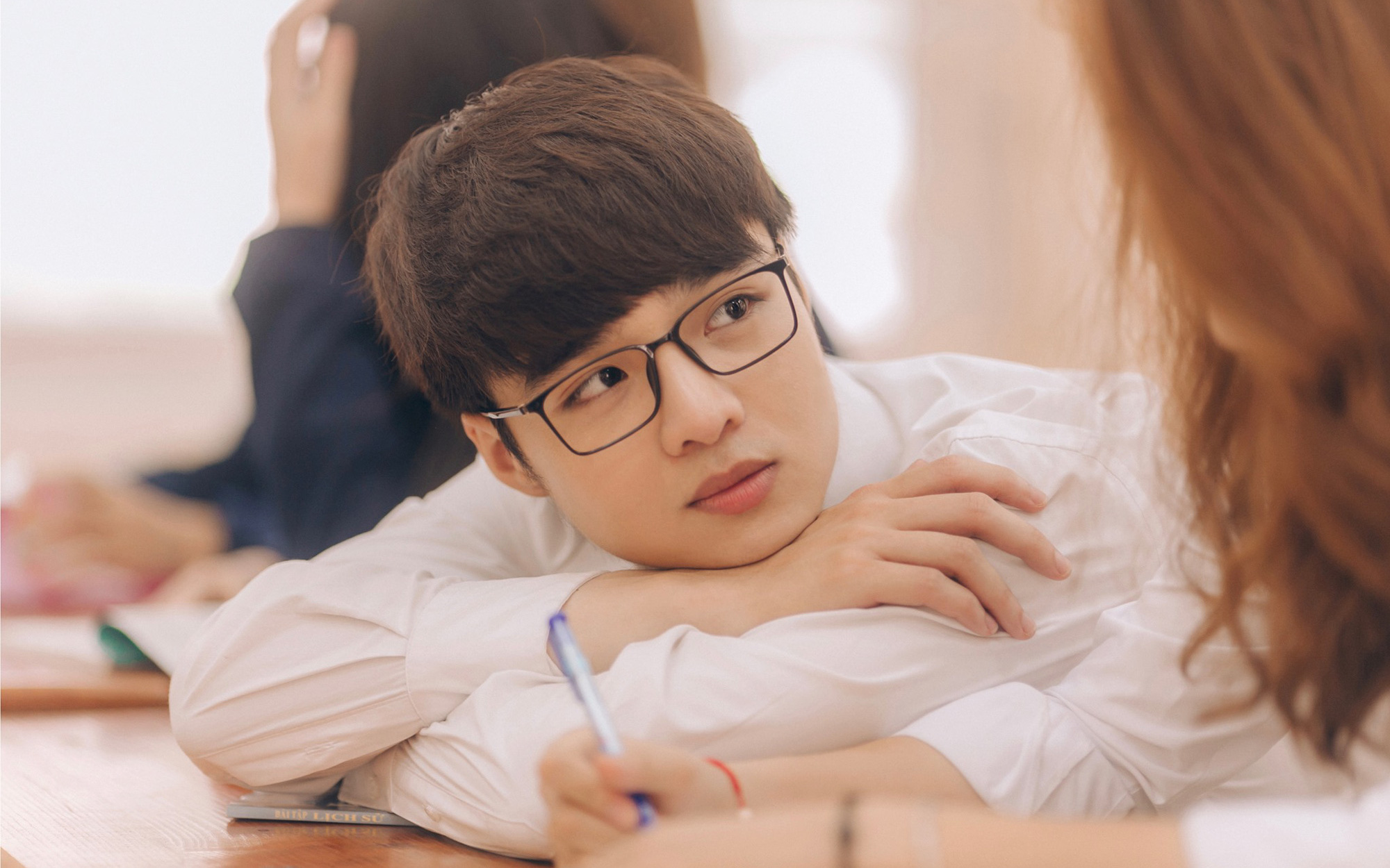 Bộ ảnh &quot;Đưa ta về thanh xuân&quot; ngọt như mía lùi khiến ai cũng bồi bồi: Tuổi trẻ, có người gọi đó là giấc mơ, có người gọi là thanh xuân