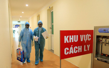 Bệnh nhân 133 điều trị 3 tuần ở BV Bạch Mai, được đưa về Lai Châu bằng xe cứu thương
