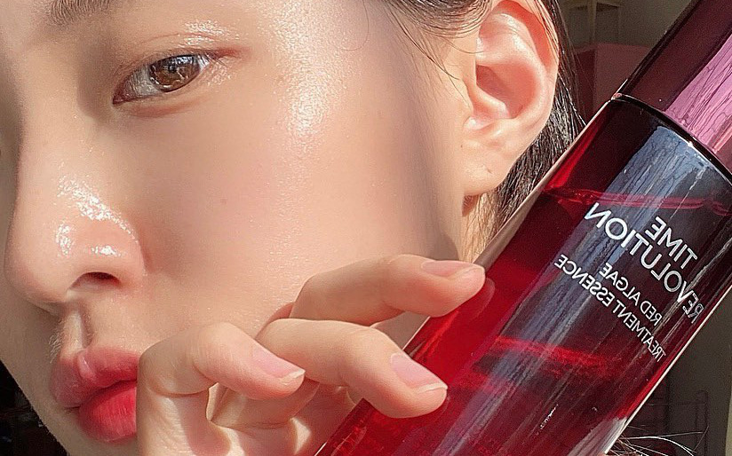 Team da dầu mụn vẫn &quot;bon chen&quot; được xu hướng glass skin ngon ơ với quy trình 7 bước sau đây