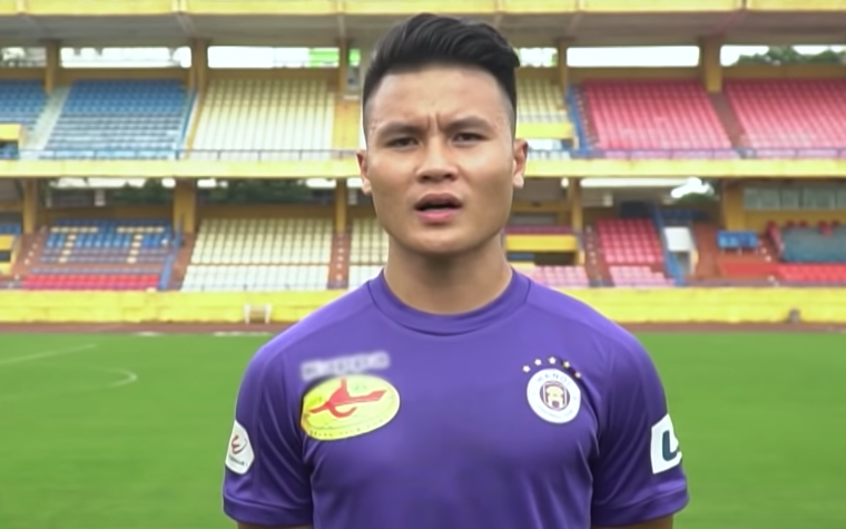 Cầu thủ Quang Hải chia sẻ việc thi đấu giữa mùa dịch Covid-19: &quot;Sân bóng không có khán giả&quot;