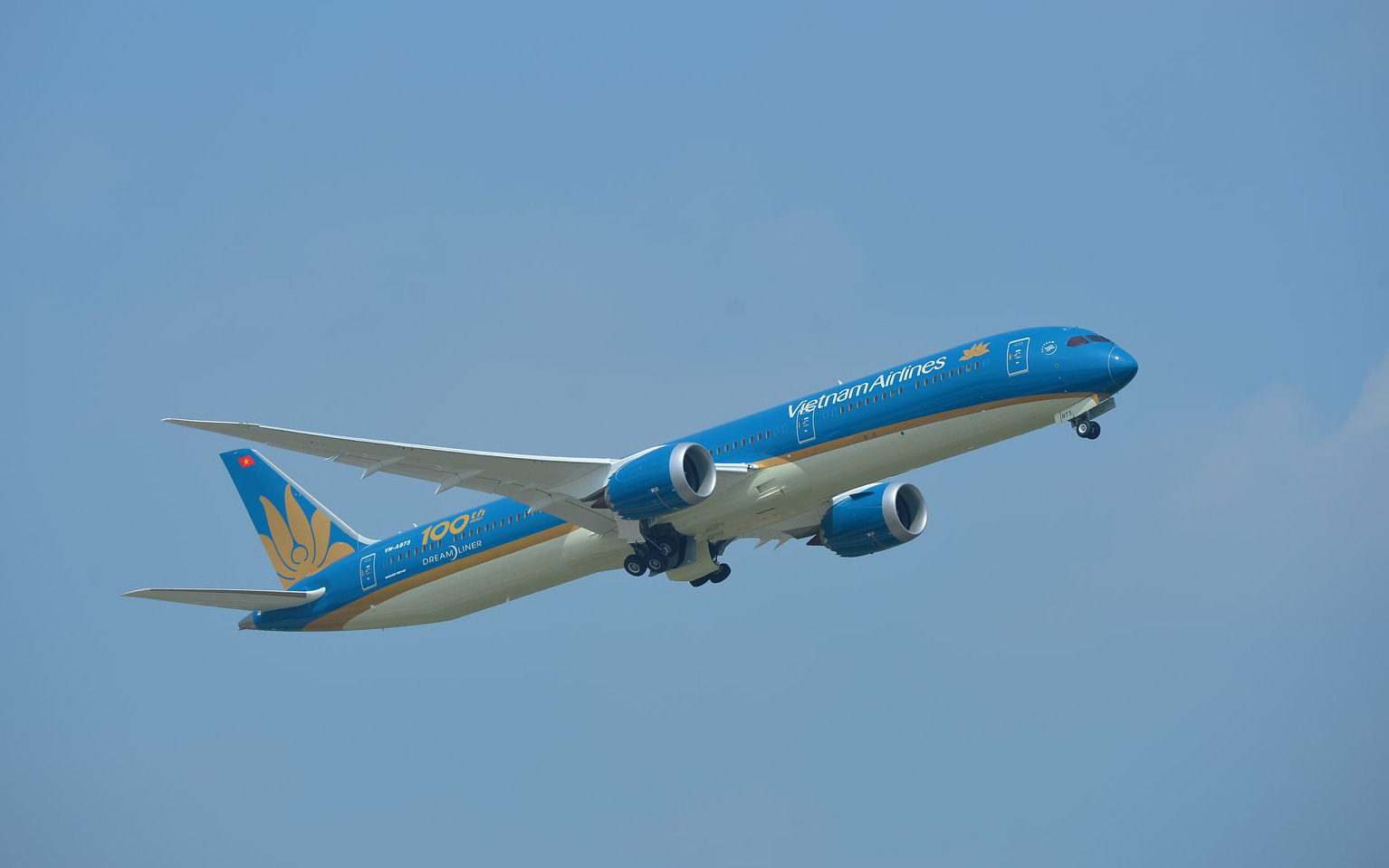 Vietnam Airlines và Jetstar Pacific công bố lịch bay nội địa từ ngày mai 16/4