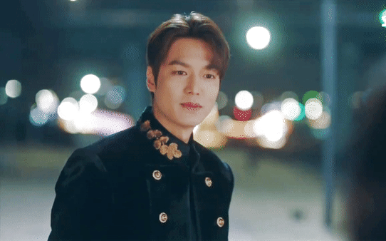 Quân Vương Bất Diệt tập 2: &quot;Kim phân&quot; Lee Min Ho dù lên hạng &quot;richkid&quot; thì đi khách sạn vẫn phải nhờ &quot;crush&quot; trông ngựa