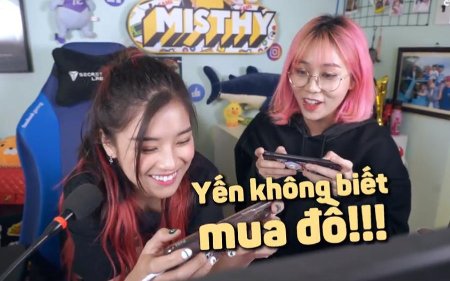 MisThy &quot;bóc phốt&quot; Hoàng Yến Chibi, chơi Liên Quân 2 năm, best Điêu Thuyền nhưng... không biết mua đồ!