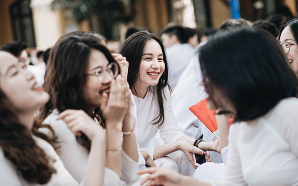 Hà Nội quyết định thời gian cho học sinh, sinh viên từ THCS trở lên đi học trở lại