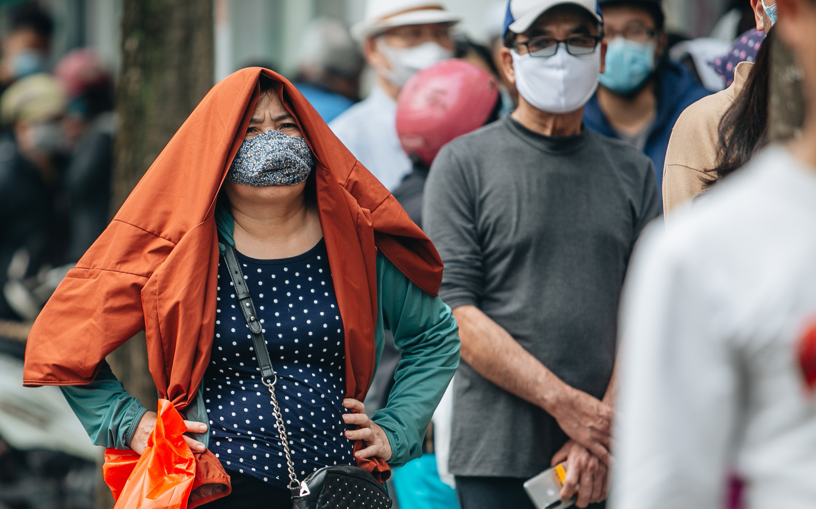 Hà Nội: Từ ngày mai, ra đường không cần thiết sẽ bị xử phạt