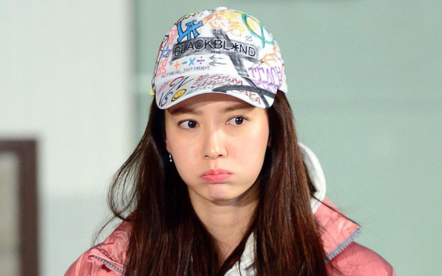 Netizen bất ngờ đề nghị Song Ji Hyo rời khỏi &quot;Running Man&quot; vì ngày càng bị đối xử bất công