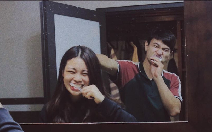 Rep story của crush để cầu may, chàng trai không ngờ mình "thoát ế" ngoạn mục y như trong phim