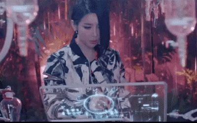 Những MV đắt đỏ của Kpop: Super Junior như đóng phim hành động, 2NE1 đi trước thời đại nhưng không bằng &quot;bom tấn&quot; triệu đô của nhóm nữ lận đận