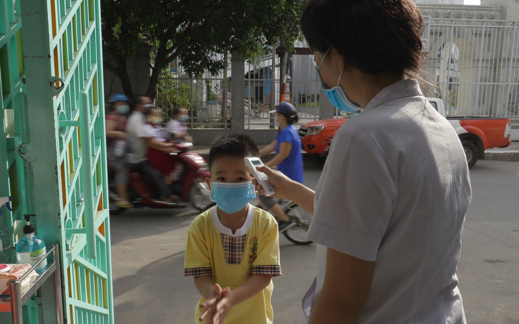 Clip: Học sinh mầm non ở TP.HCM ngày đầu đi học trở lại sau giai đoạn giãn cách xã hội