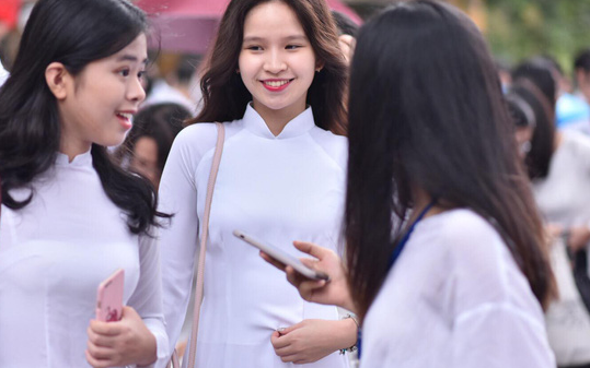 Học sinh cuối cấp ở Hà Nội sẽ được học đủ tuần, các lớp khác học cách nhật
