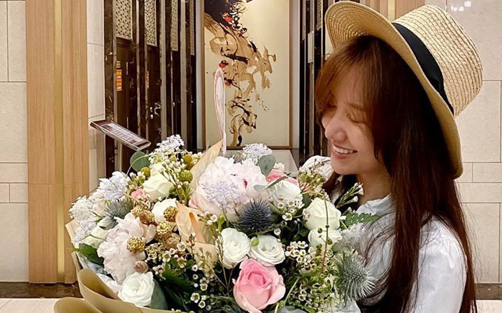Trấn Thành tiết lộ món quà sinh nhật khiến Hari Won cười tươi rói kèm lời hứa đặc biệt: Đúng là cô vợ được cưng nhất Vbiz rồi!