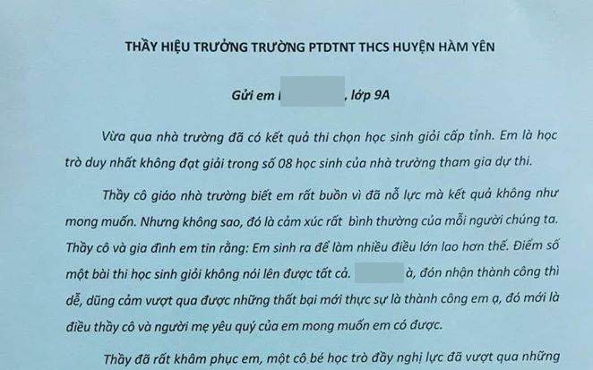 Tâm thư thầy hiệu trưởng gửi nữ sinh duy nhất trượt học sinh giỏi: Từng dòng chữ khiến ai đọc cũng rơi nước mắt!