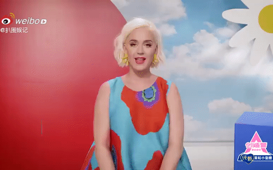 &quot;Bà bầu&quot; Katy Perry đích thân gửi lời cổ vũ tới dàn mỹ nữ &quot;Sáng Tạo Doanh&quot; trước thềm Chung kết