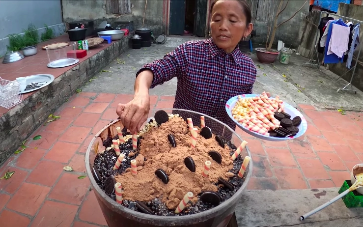 Bà Tân tung video làm cốc milo dầm trân châu cầu kỳ nhất Việt Nam, tự nhận mắc một sai lầm nhỏ khiến món ăn kém hoàn hảo