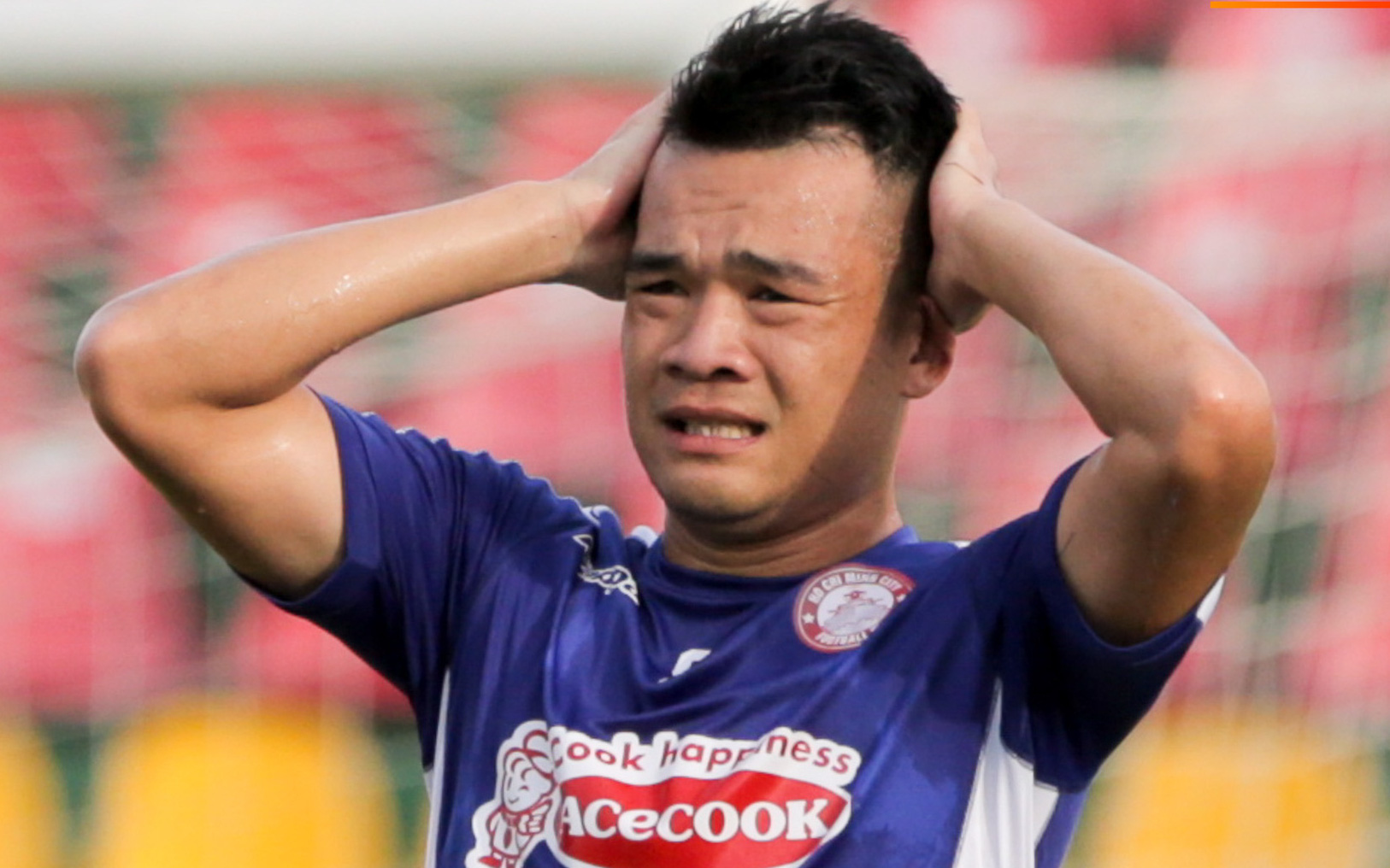 Những lần cầu thủ Việt Nam gặp chuyện dở khóc dở cười, &quot;hớ nặng&quot; vì ngỡ được lên ĐTQG