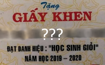 Tờ giấy khen học sinh giỏi với cái tên siêu độc dài 6 chữ