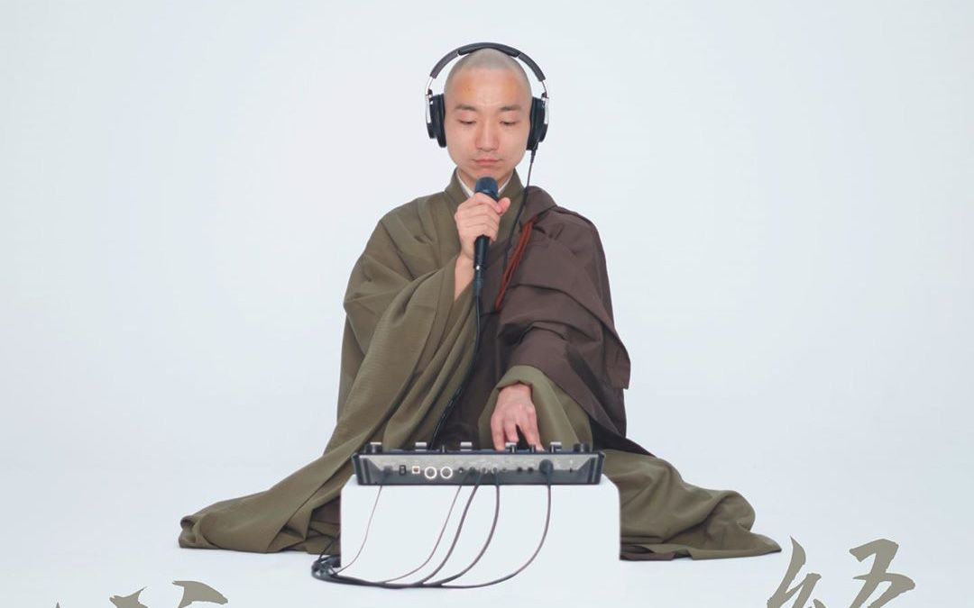 Thầy tu Nhật Bản dùng kỹ năng beatbox để mix nhạc thiền với hip hop cực chất