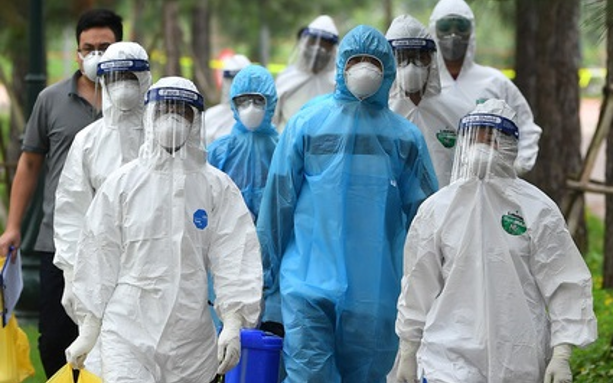 Ê-kíp y tế chuẩn bị lên đường đón 116 công dân Việt Nam nhiễm Covid-19 tại Guinea Xích Đạo về nước